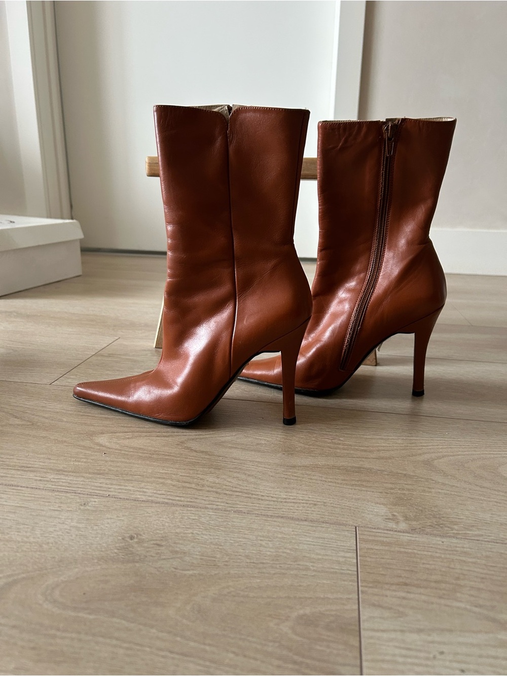 Aldo Women's Leather Pointed Toe Ankle Boots - Picture 2 of 2